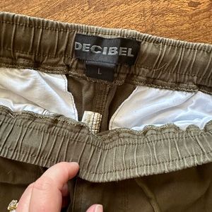Men’s cargo joggers